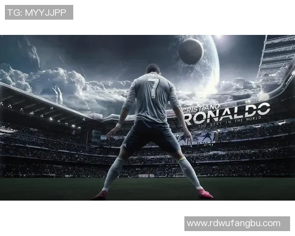 C罗海报展现足球明星魅力与激情引领全球球迷热潮